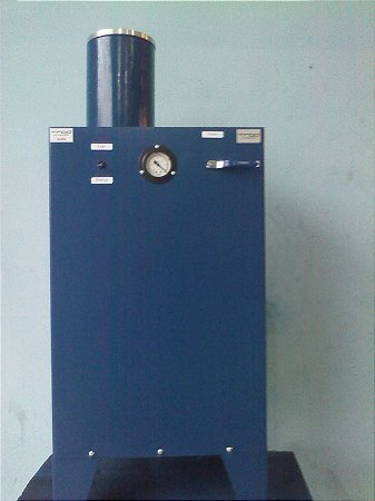 Bomba de vácuo e inclusora