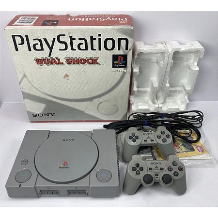 PlayStation 1, Na Caixa Seriado, 2 Controles, Modelo SCPH-7000, PS1, (Usado)