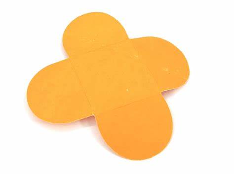 Forminha para doce laranja (50 und)