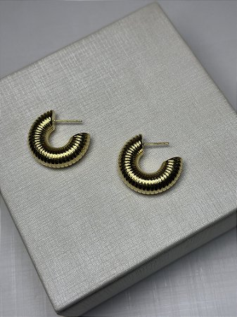 Brinco de argola em Abs