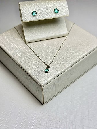 CONJUNTO COLAR E BRINCO ESMERALDA EM PRATA 925