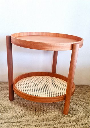 Mesa lateral com Tela Sextavada