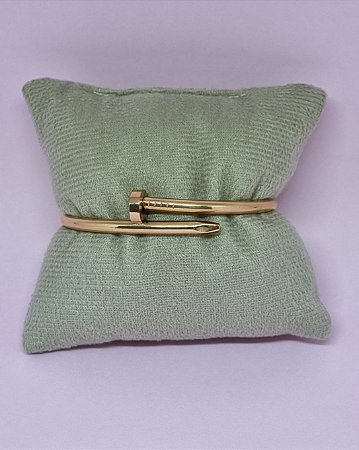 Bracelete em Aço Dourado Formato Prego - 20cm