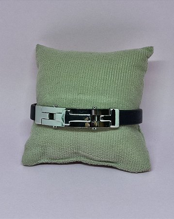 Pulseira de Couro Masculina com Cruz Luxuosa em Aço Prateado