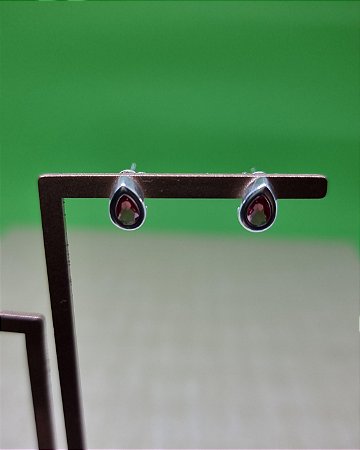 Brinco Prata Gota 6mm Ponto De Luz