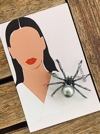 Broche Aranha Perolada
