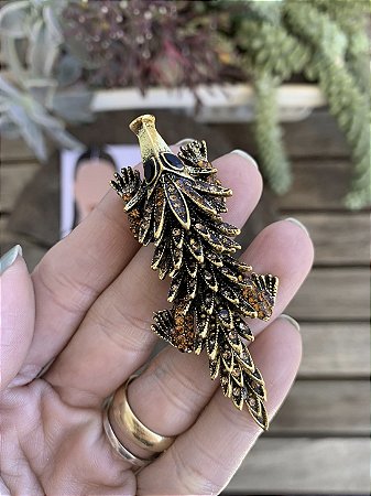 Broche/pingente Pepe Articulado Dourado