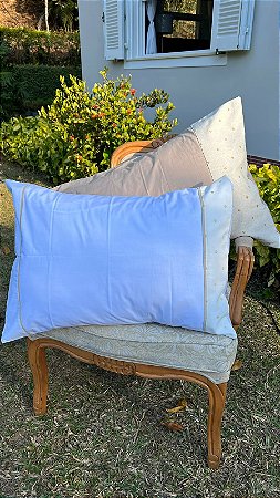 Capas em Percal 230 Fios com Barra em Linho Bordado