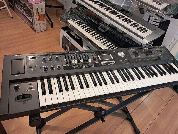 Teclado Roland Combo VR09