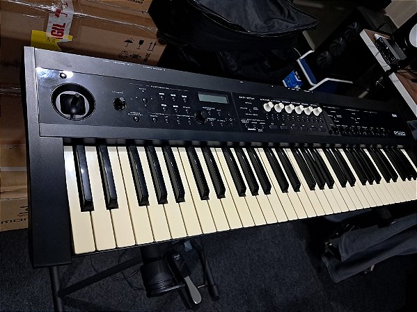 Sintetizador Korg PS60 Usado