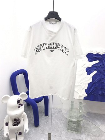 Camiseta Givenchy
