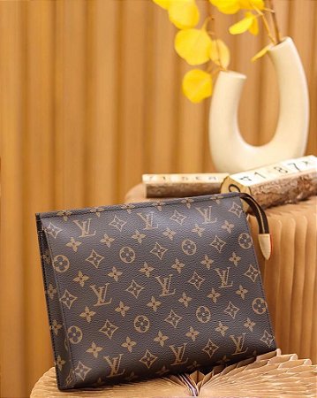 Bolsa Louis Vuitton Poche Toilette NM
