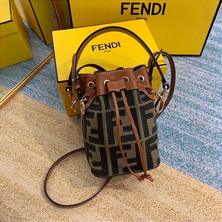 Bolsa Fendi