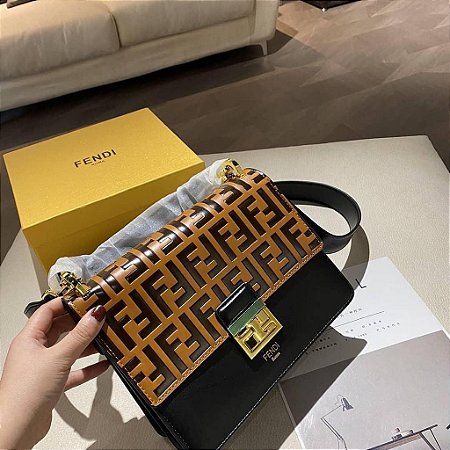 Bolsa Fendi