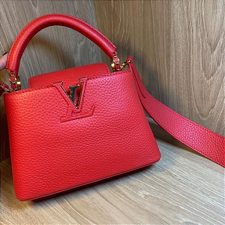 Bolsa Louis Vuitton Capucines BB