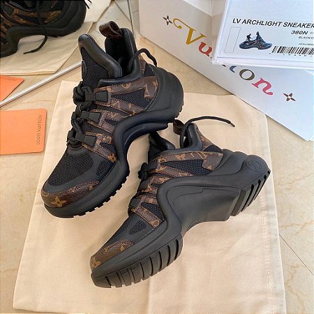 Tênis Feminino Louis Vuitton