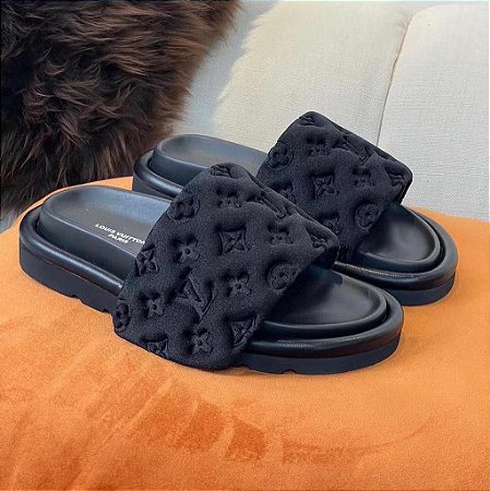 Chinelo Louis Vuitton