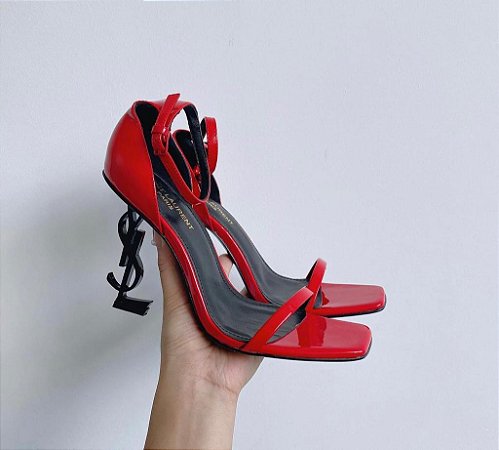 Saltos YSL