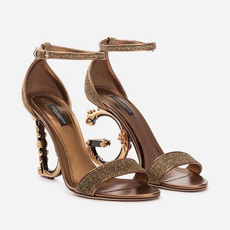 Saltos Dolce Gabbana