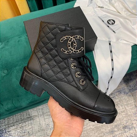 Bota Chanel