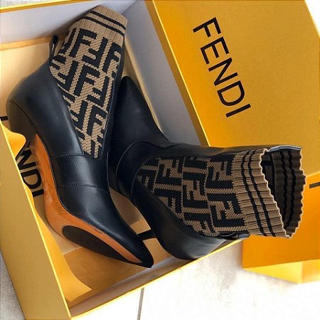 Bota Fendi