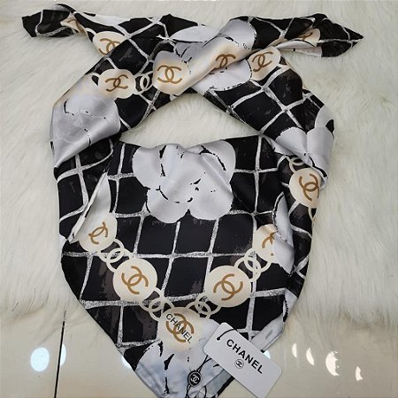Lenço Chanel