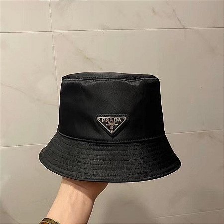 Bucket Prada