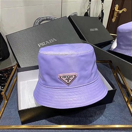 Bucket Prada