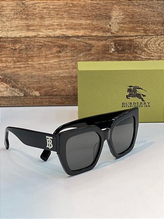 Óculos Burberry