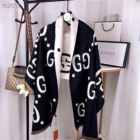 Lenço Gucci