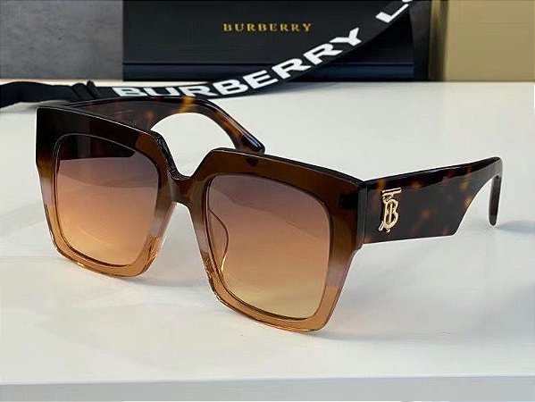 Óculos Burberry