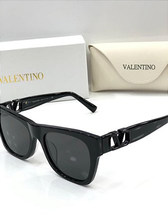 Óculos Valentino