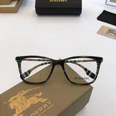 Óculos Burberry