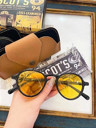 Óculos Moscot