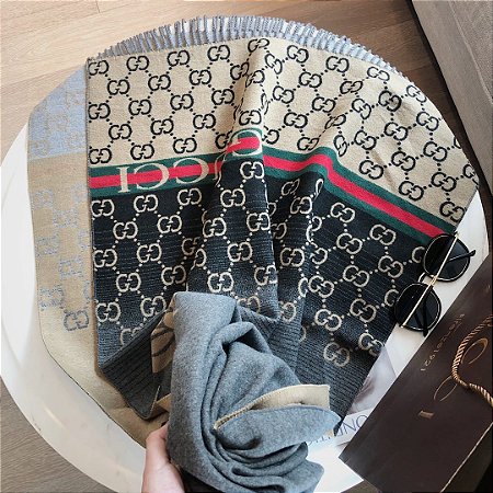 Lenços Gucci