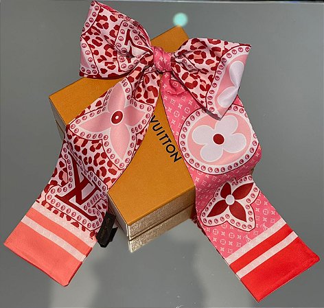 Lenço Louis Vuitton