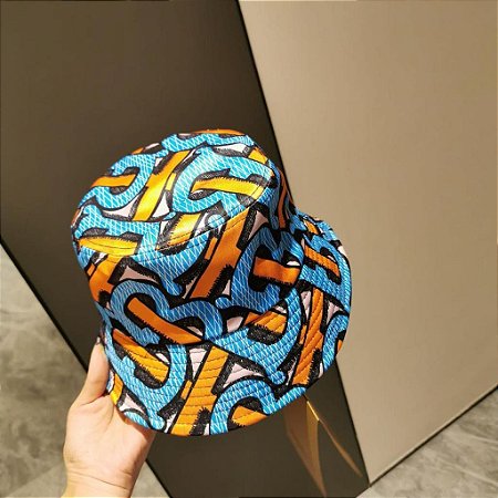 Bucket Burberry