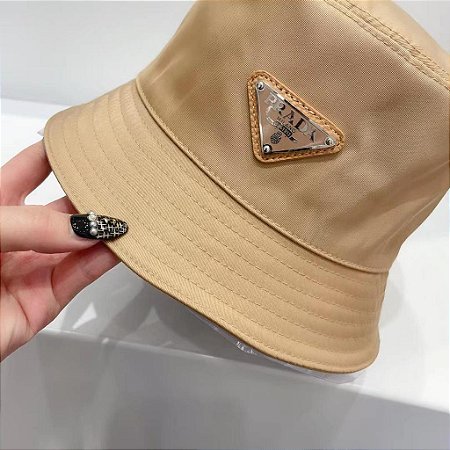 Bucket Prada