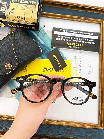 Óculos Moscot