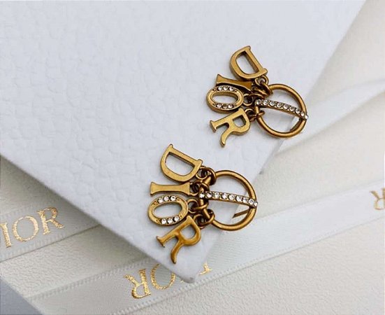 Brinco Dior