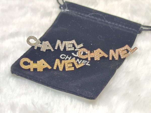 Brinco Chanel