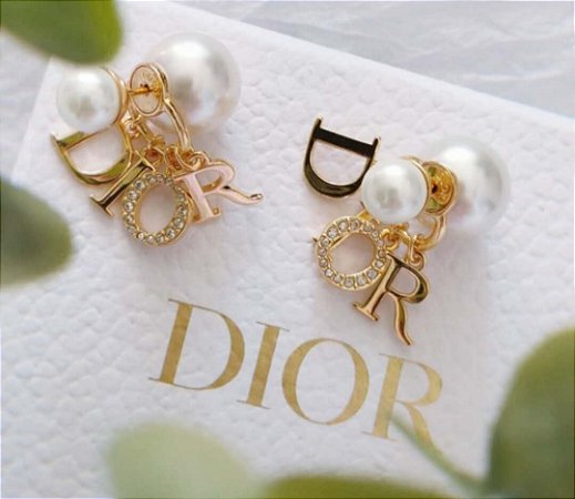 Brinco Dior