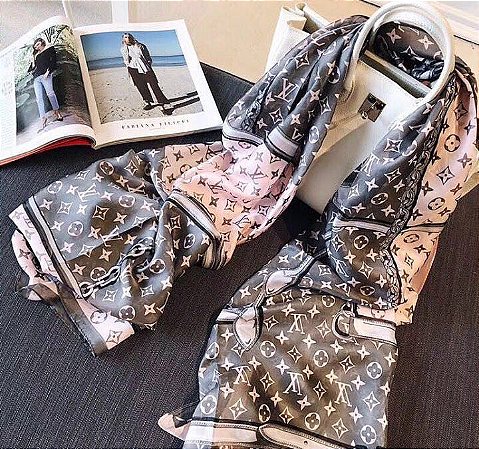 Lenço Louis Vuitton