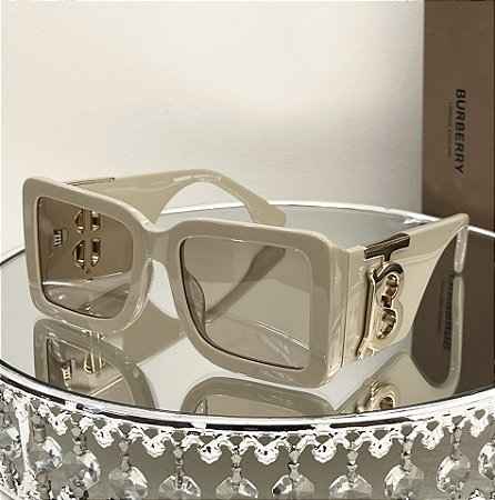 Óculos Burberry