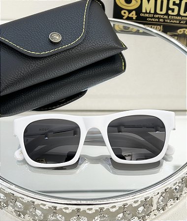 Óculos Moscot