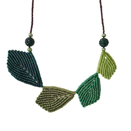 Colar de Folhas