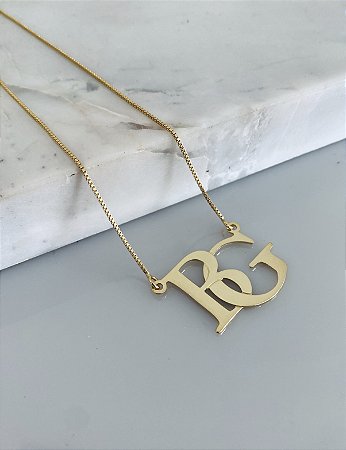Monograma BG em semijoia banhado a ouro