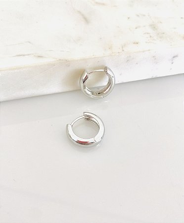 Argola redonda click em rôdio branco