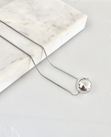 Colar esfera na veneziana 60cm em semijoia