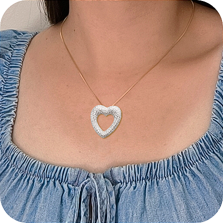 Pingente de Coração Vazado Cravejado com Microzircônias - Banhado Ouro 18k
